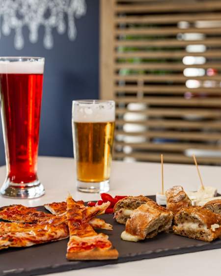 Ibis Budget Marne-la-vallée Pontault Combault · Hôtel 2 étoiles · bar