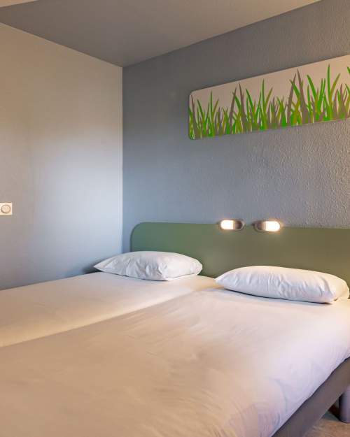 → Ibis Budget Pontault-Combault · Hôtel 2 étoiles · Chambres Twin