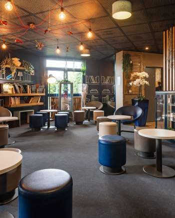 Ibis Budget Marne-la-vallée Pontault Combault · Hôtel 2 étoiles