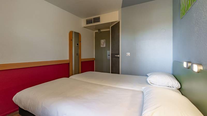 → Ibis Budget Pontault-Combault · 2-star Hotel 
